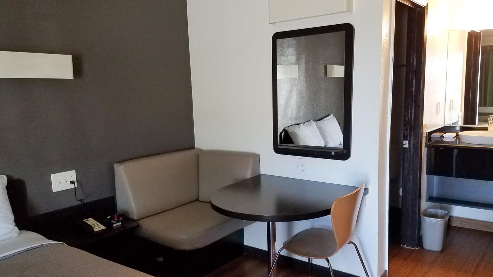 Studio 6-Fairfield, CA - Napa Valley gallery photo in Fairfield, CA — image 29