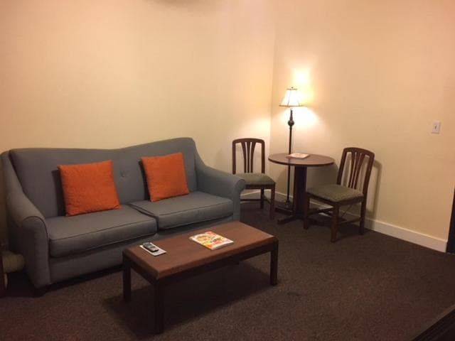 Washington Plaza - Portland featured exterior or lobby in Portland, OR — similar hotel