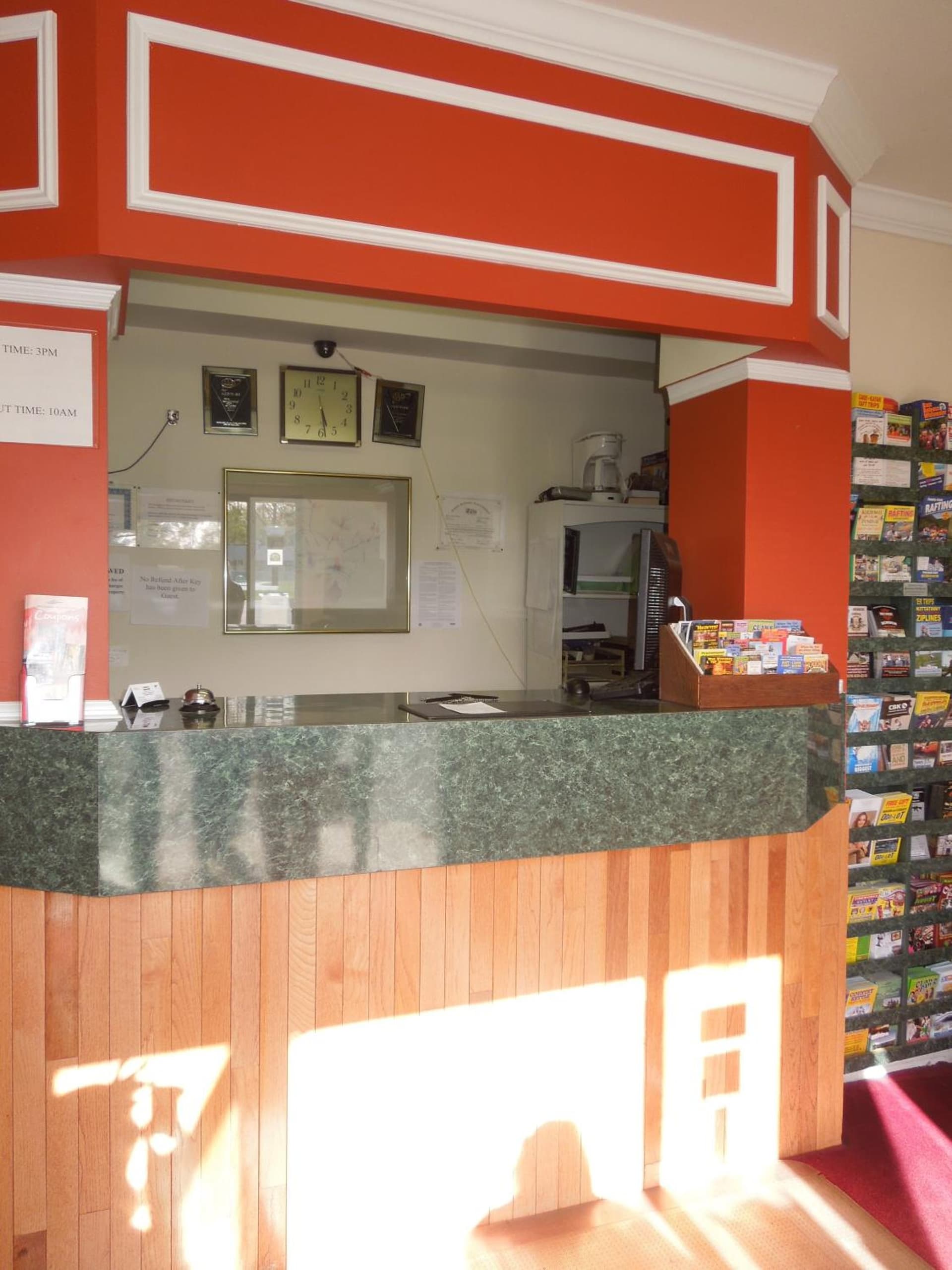 Value Inn East Stroudsburg interior in Marshalls Creek — gallery photo 2