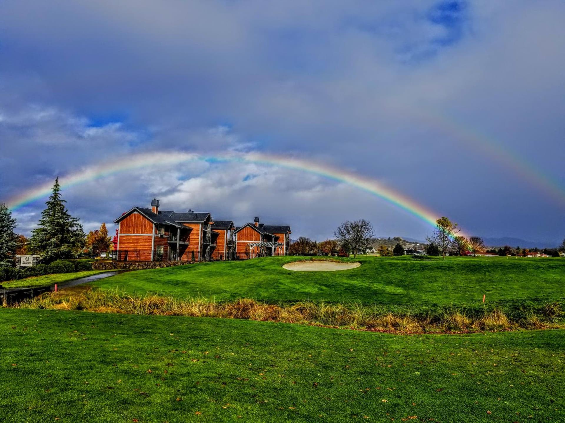 Resort at Eagle Point Golf Club Lodging featured exterior or lobby in Medford, OR — similar hotel