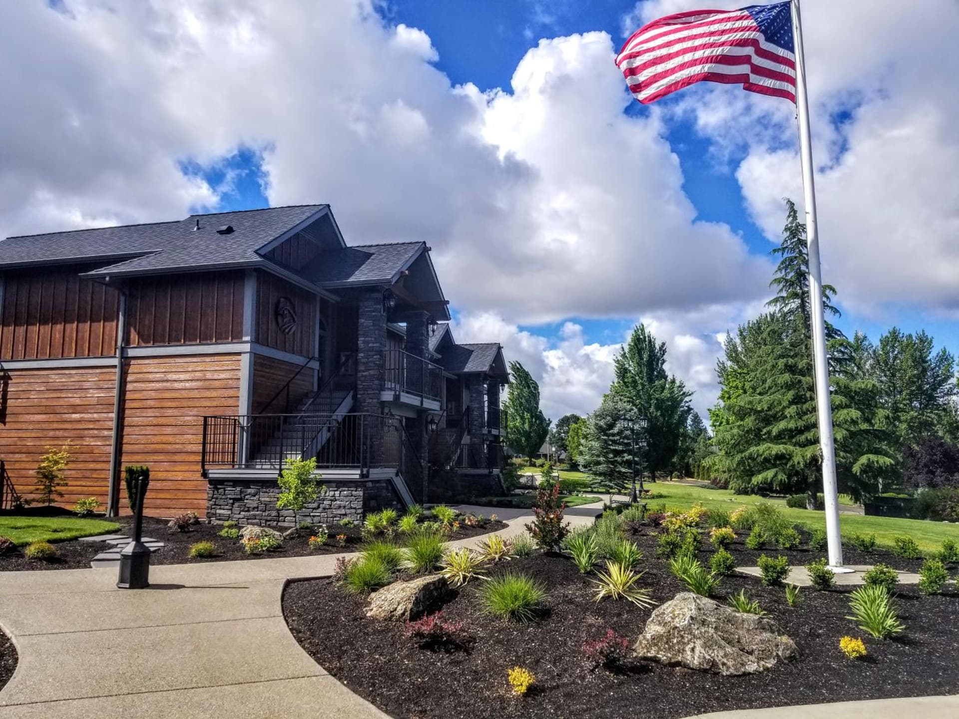 Resort at Eagle Point Golf Club Lodging gallery photo in Medford, OR — image 67