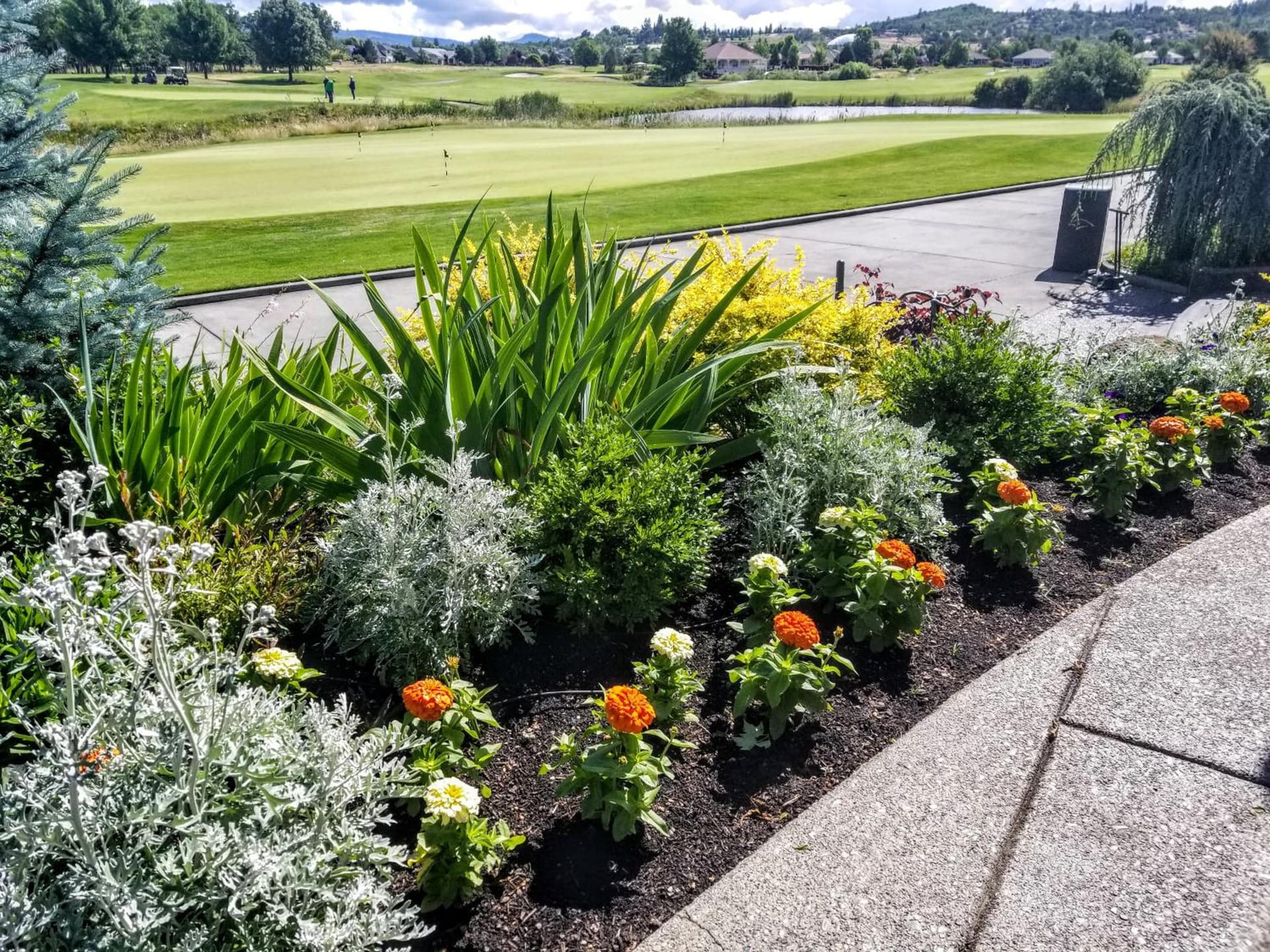 Resort at Eagle Point Golf Club Lodging gallery photo in Medford, OR — image 22