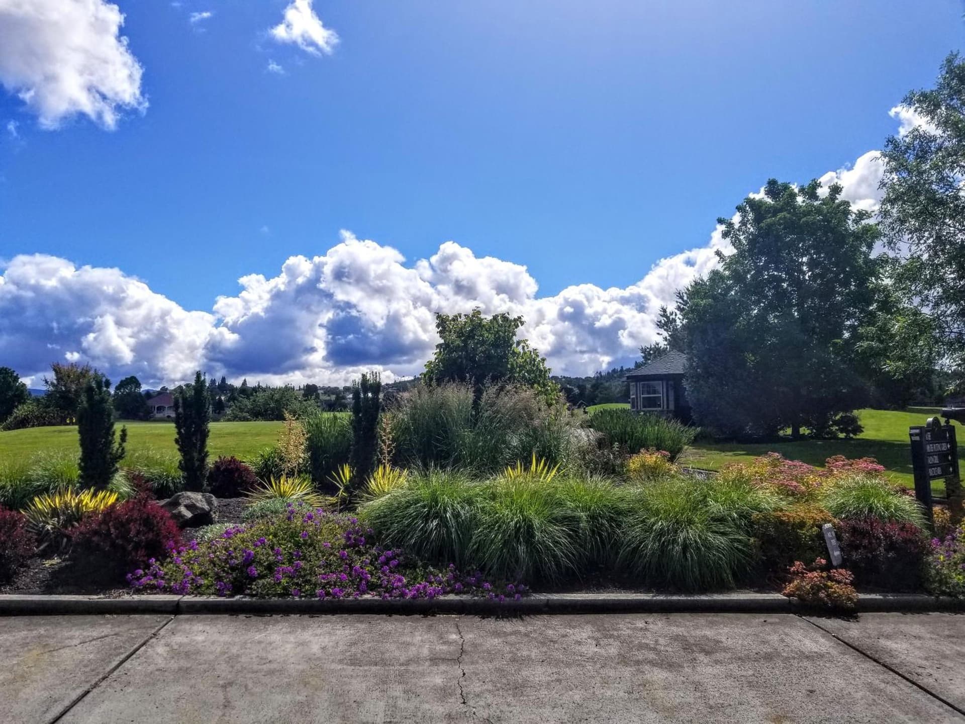 Resort at Eagle Point Golf Club Lodging gallery photo in Medford, OR — image 27