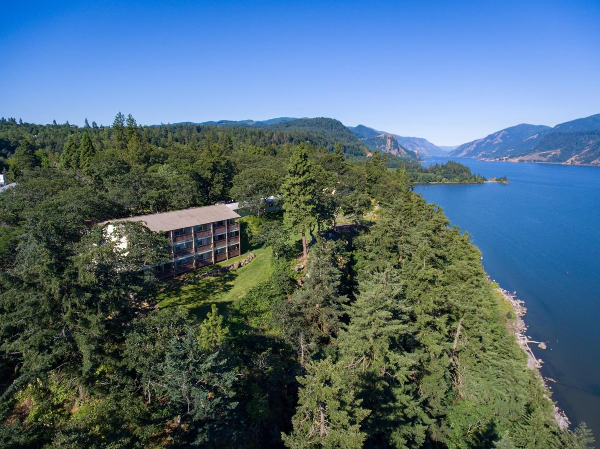 Westcliff Lodge featured exterior or lobby in Hood River, OR — similar hotel