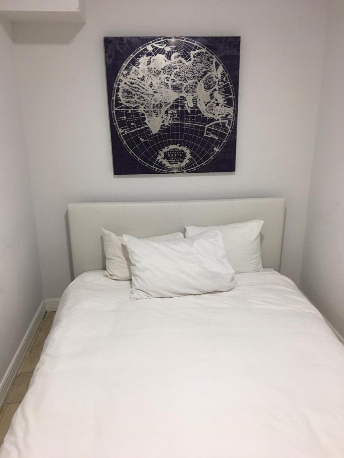 2 Bedroom Ocean Drive Newly Renovated property views in Miami Beach, FL — gallery photo 3
