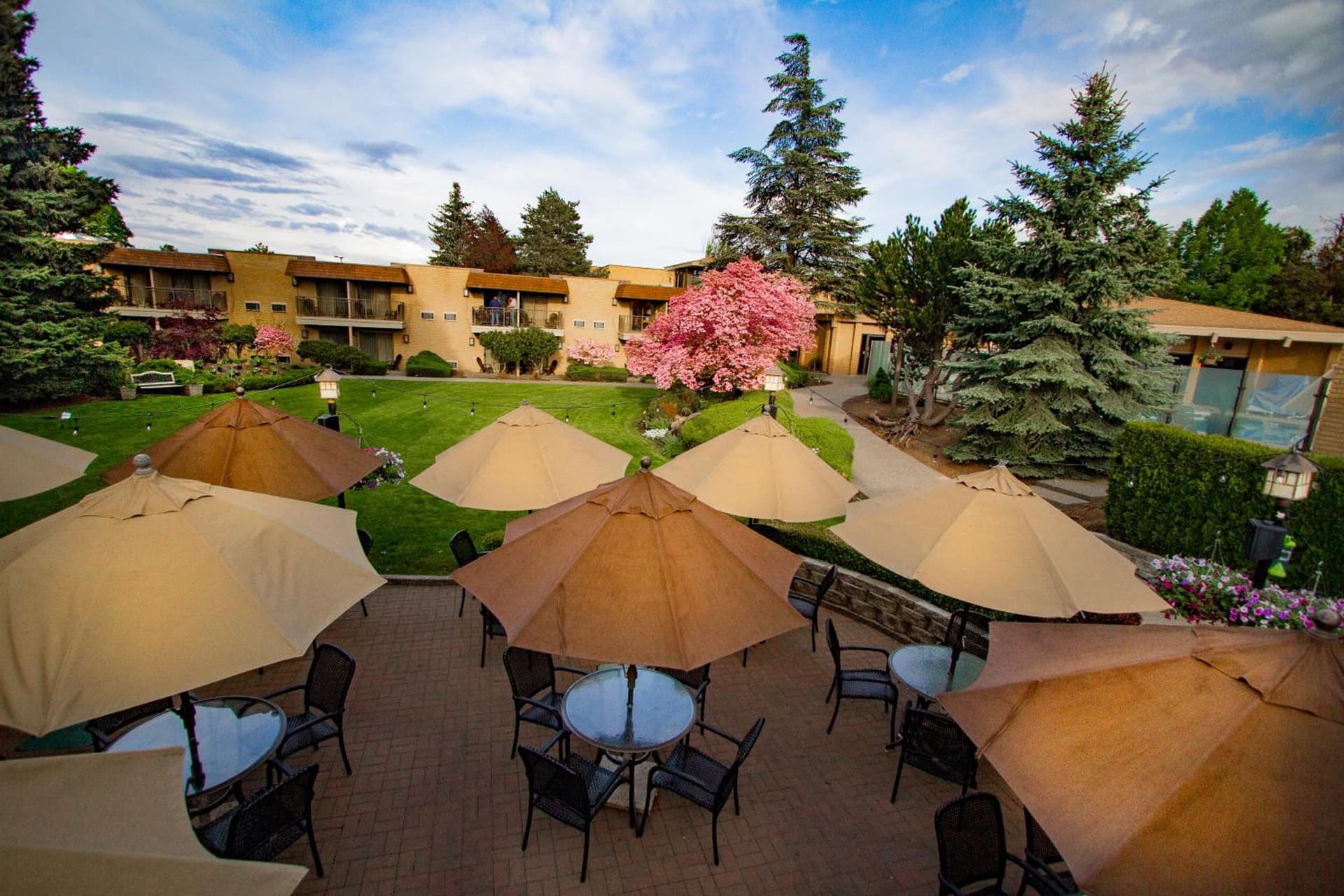 Mirabeau Park Hotel gallery photo in Spokane Valley, WA — image 26