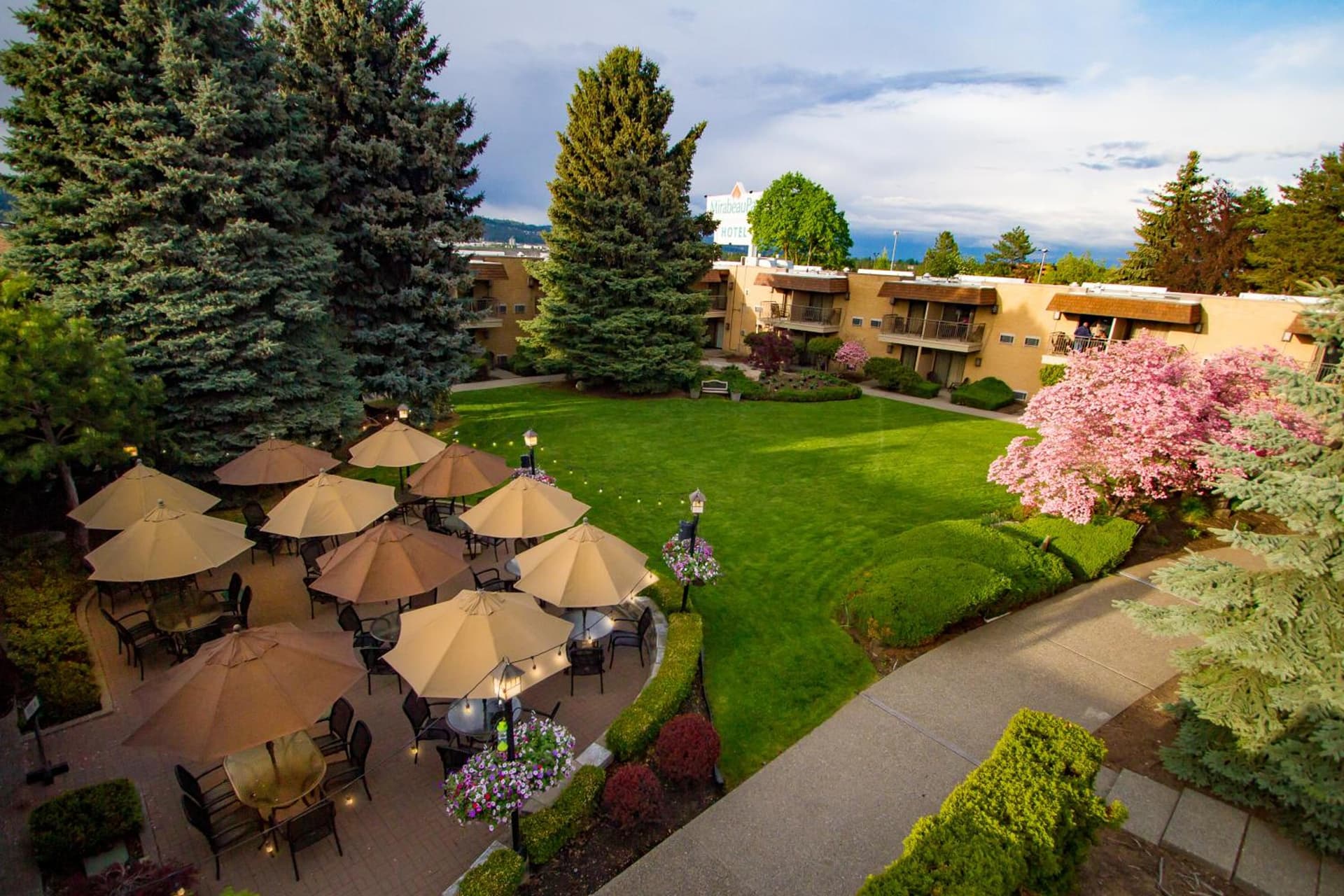 Mirabeau Park Hotel gallery photo in Spokane Valley, WA — image 63