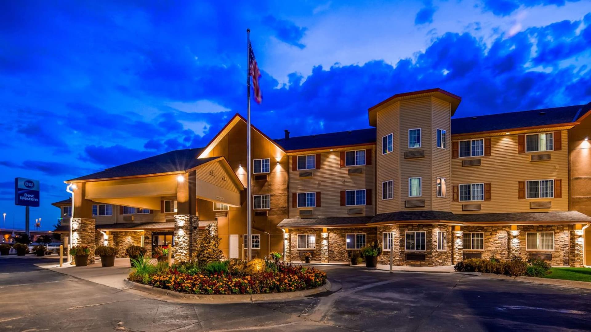 Old Mill Inn gallery photo in Omaha, NE — image 22