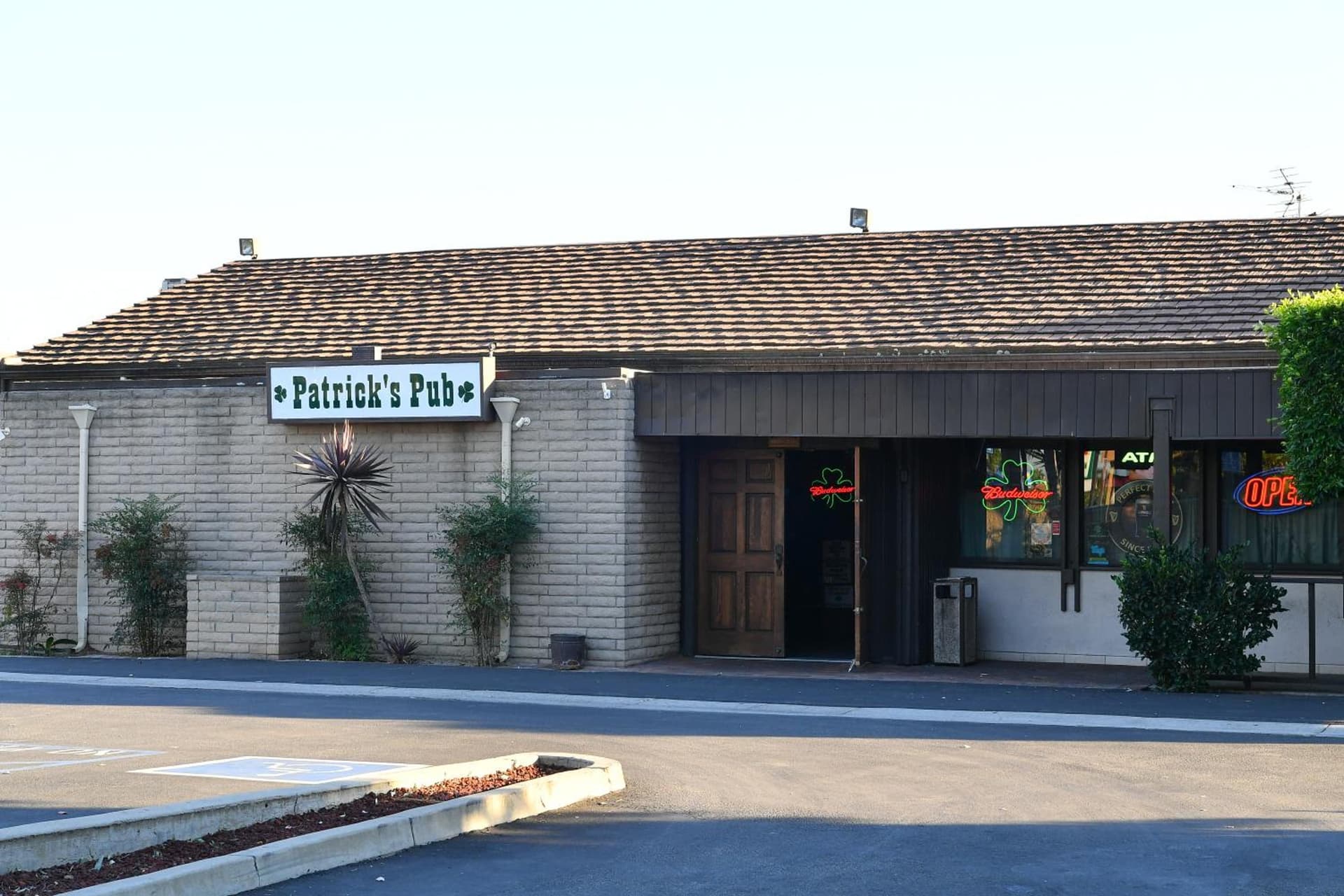 Costa Mesa Inn - Newport Beach Area gallery photo in Costa Mesa, CA — image 19