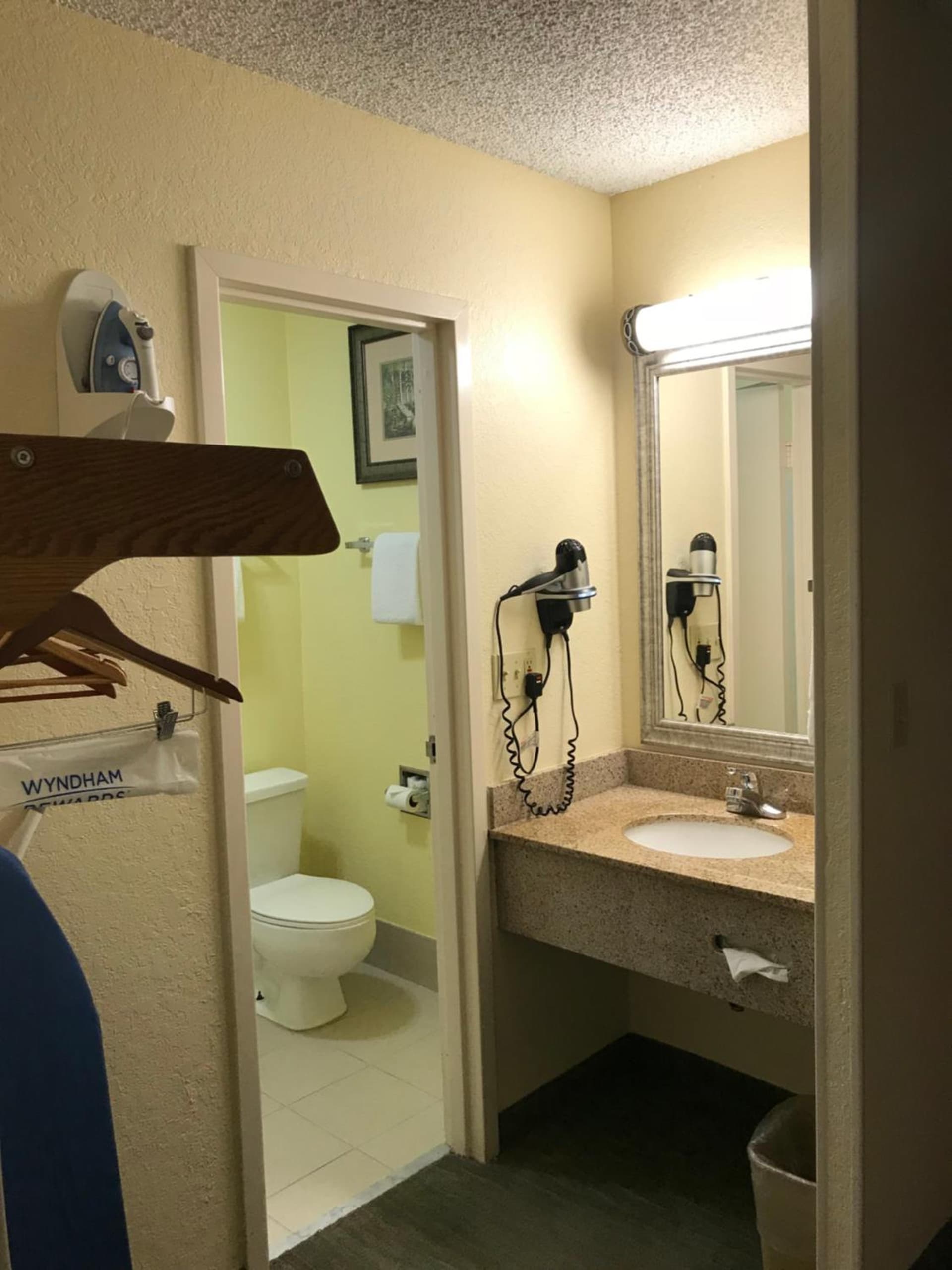 Baymont By Wyndham Gainesville I-75 gallery photo in Gainesville, FL — image 46
