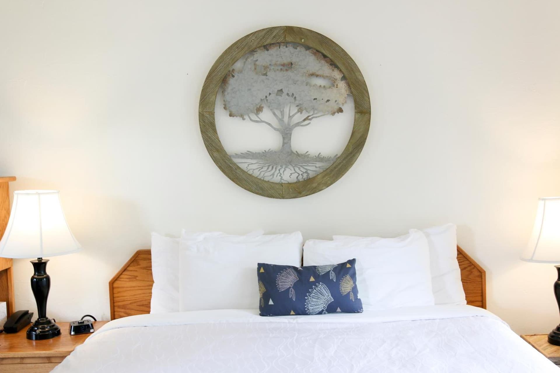Buckeye Tree Lodge gallery photo in Three Rivers, CA — image 54