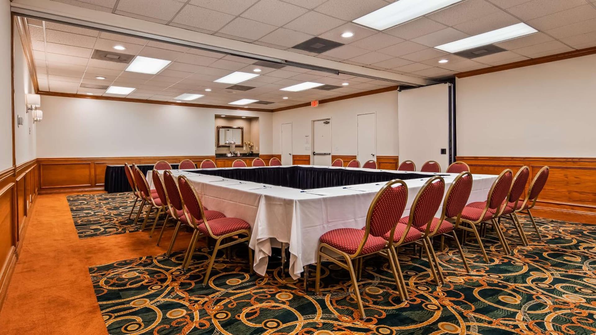 Best Western Plus Thousand Oaks Inn gallery photo in Thousand Oaks, CA — image 45
