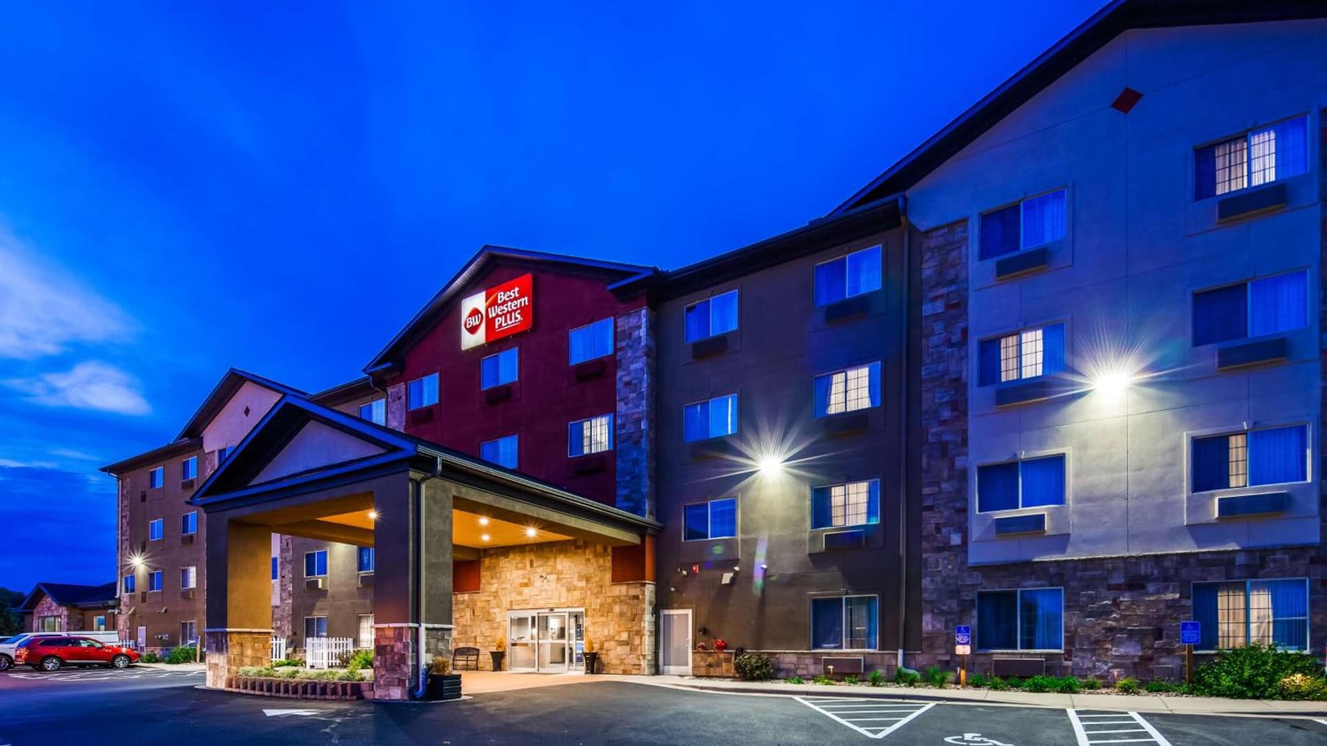 Best Western Plus Blaine at the National Sports Center featured exterior or lobby in Blaine, MN — similar hotel
