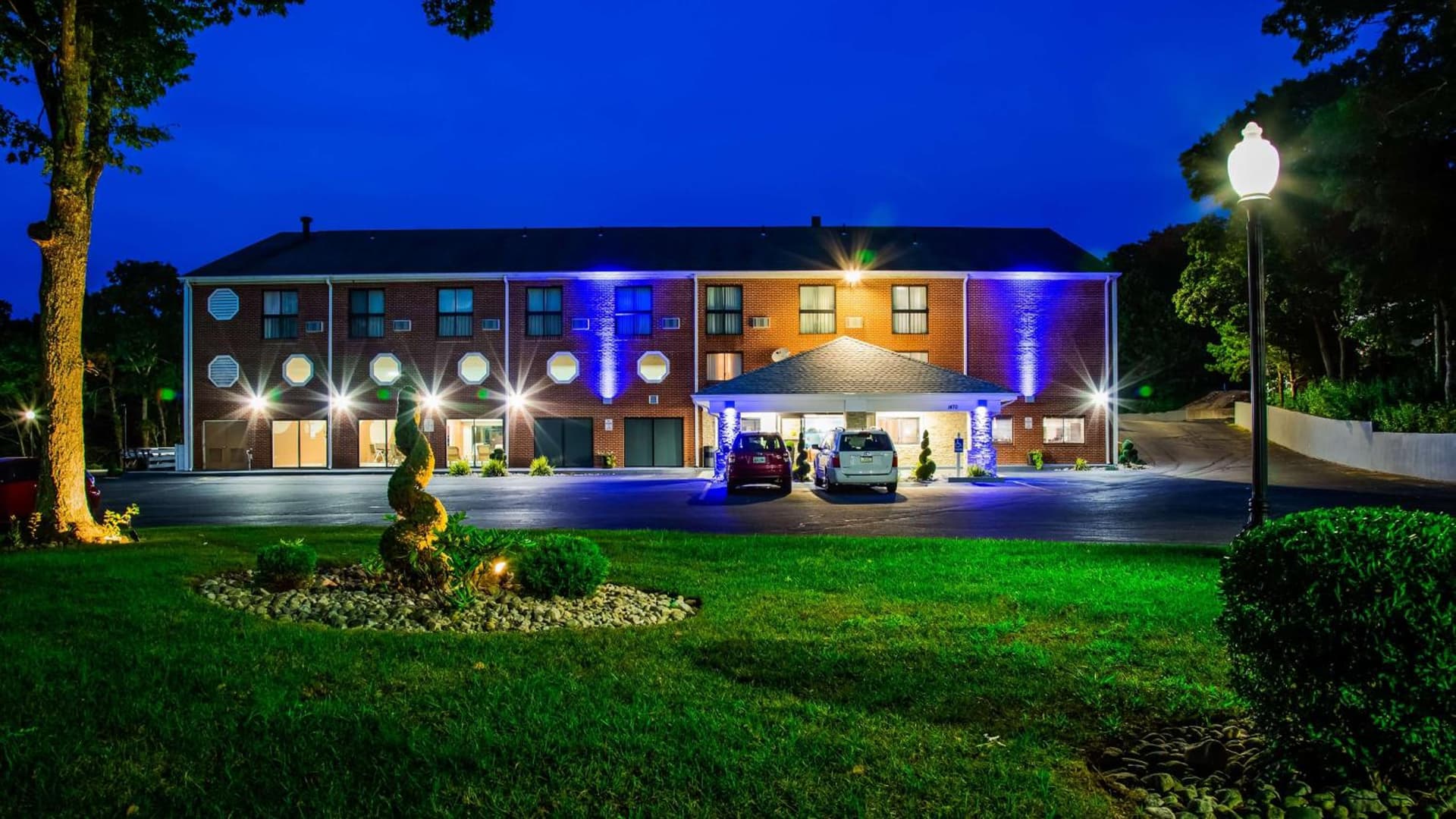 Holiday Inn Express Hyannis - Cape Cod by IHG featured exterior or lobby in Hyannis — similar hotel