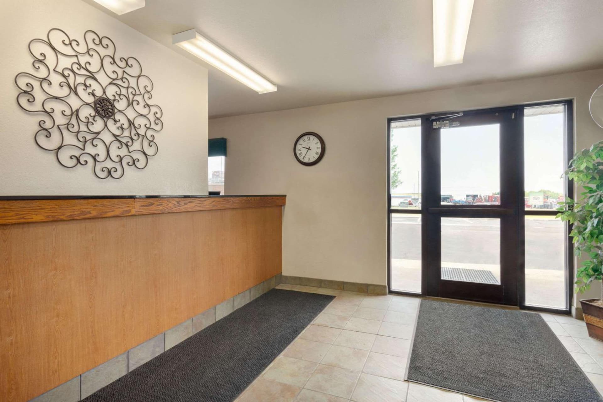 Travelodge by Wyndham Marysville property views in Marysville, KS — gallery photo 3