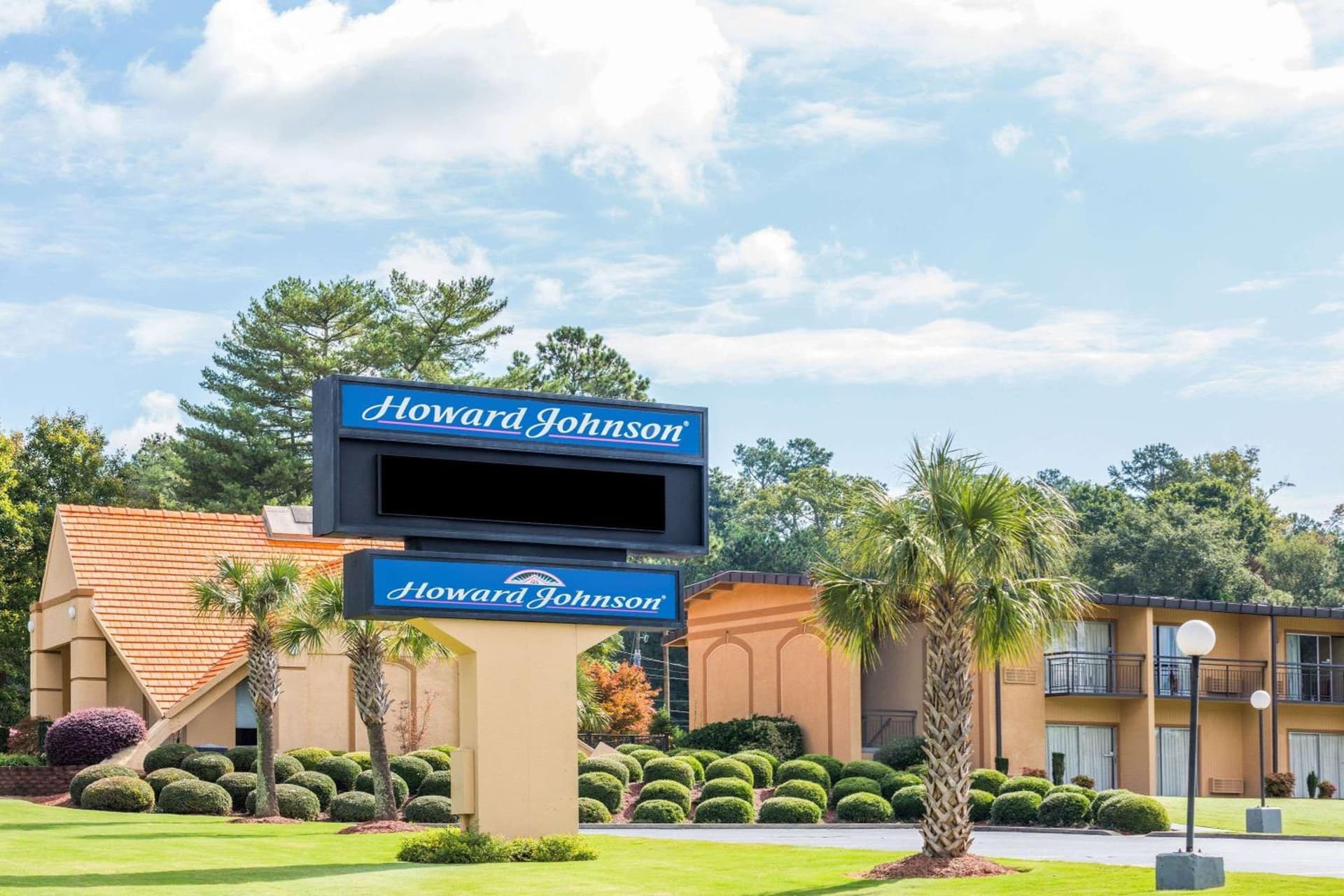 Howard Johnson by Wyndham Athens featured exterior or lobby in Athens, GA — similar hotel