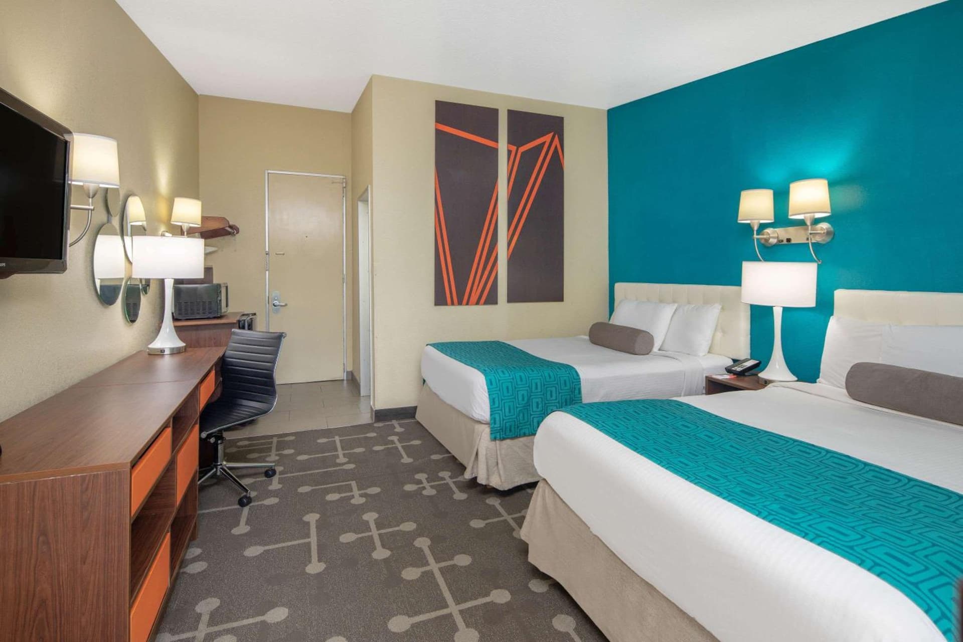 Howard Johnson by Wyndham Athens gallery photo in Athens, GA — image 4
