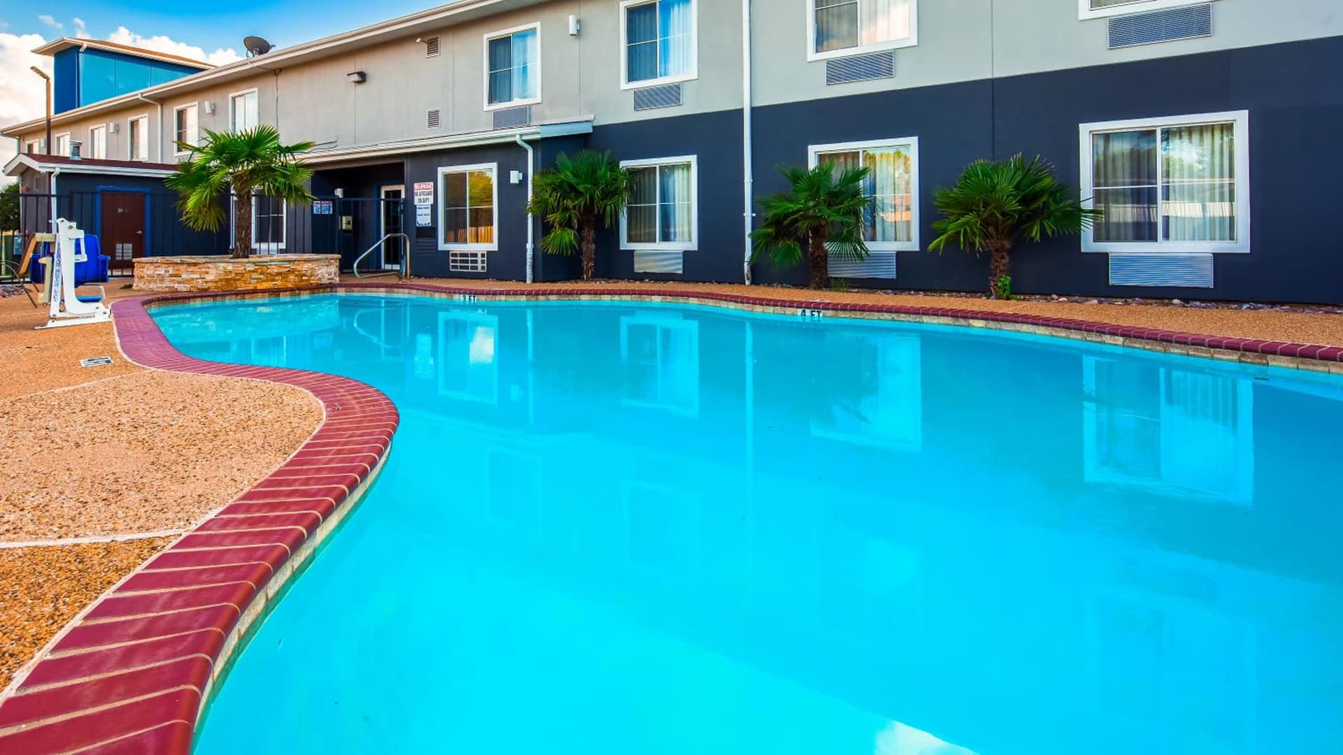 Best Western Executive Inn gallery photo in Seagoville, TX — image 5