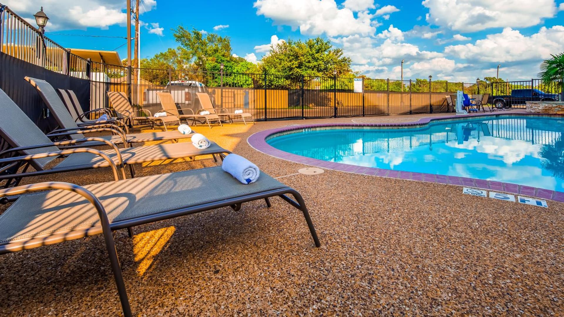 Best Western Executive Inn gallery photo in Seagoville, TX — image 10