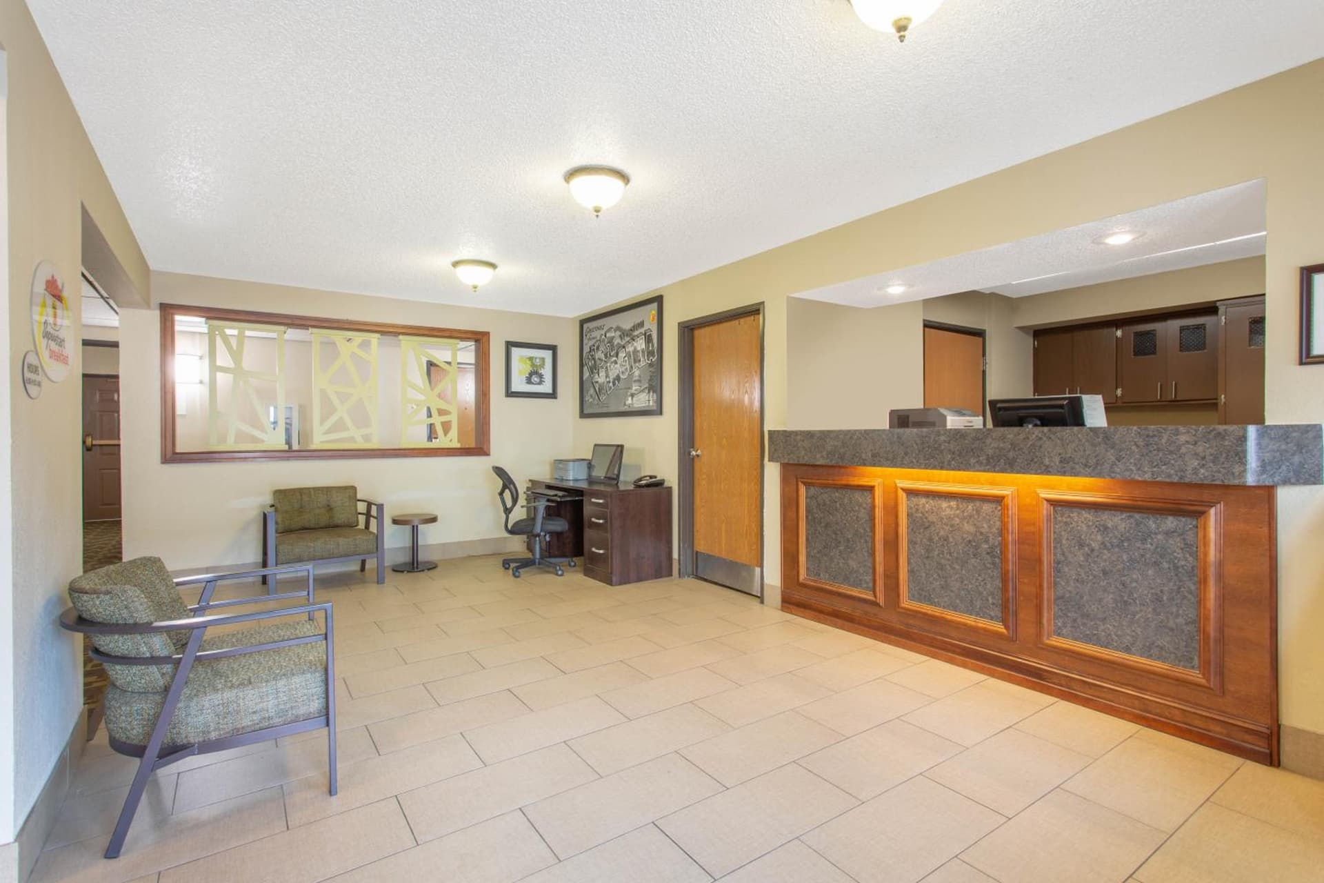 Super 8 by Wyndham Weston WV property views in Weston, WV — gallery photo 3