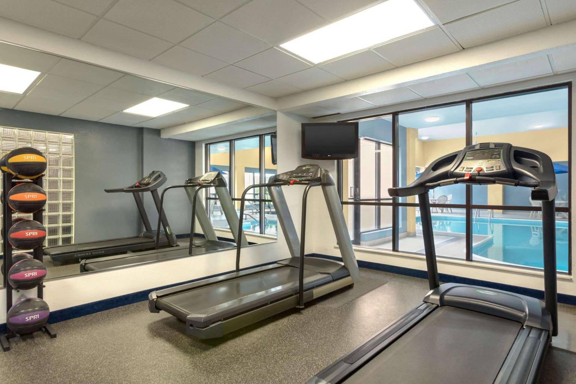 Days Inn by Wyndham Fargo - West Acres gallery photo in Fargo, ND — image 16