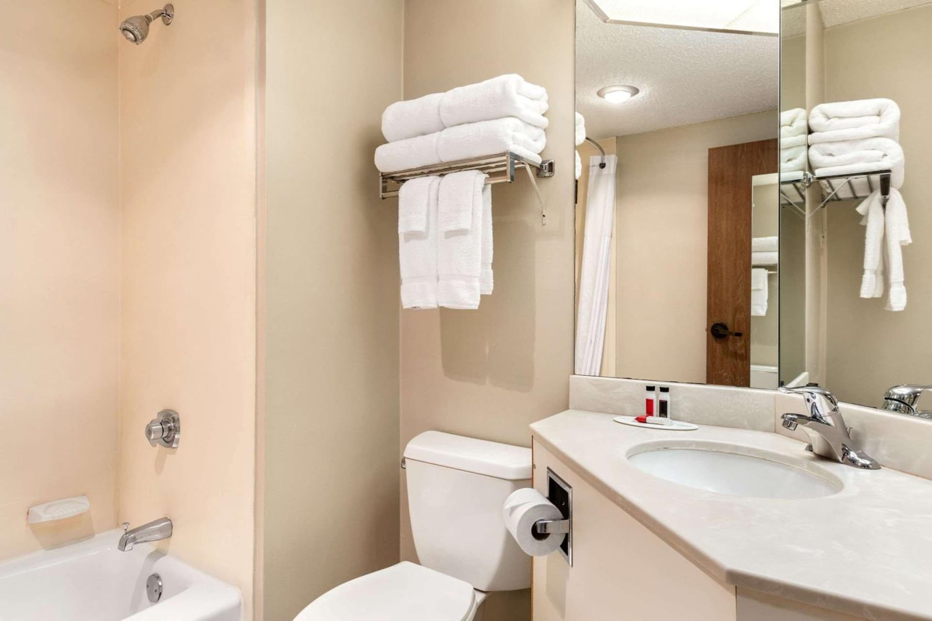 Days Inn by Wyndham Fargo - West Acres gallery photo in Fargo, ND — image 13