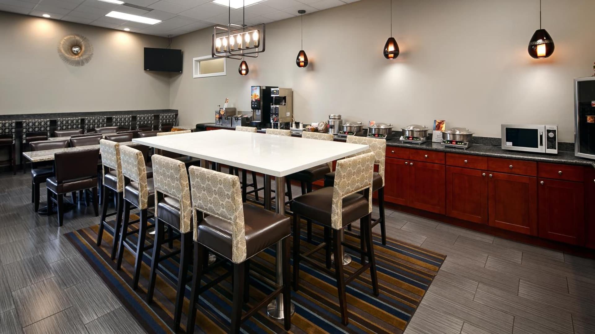 Best Western Cascadia Inn gallery photo in Everett, WA — image 41