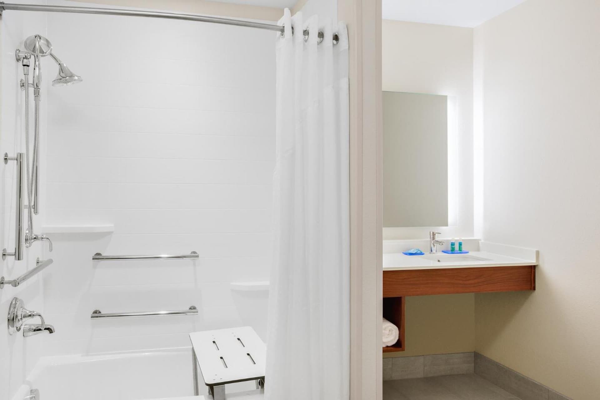 Holiday Inn Express & Suites - Union Gap - Yakima Area by IHG gallery photo in Union Gap, WA — image 5