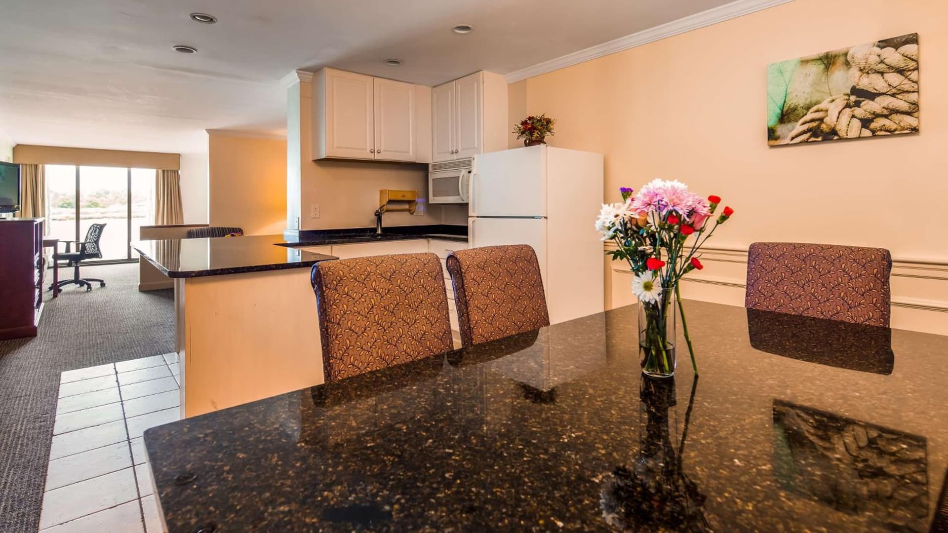 Best Western Adams Inn Quincy-Boston property views in Quincy, MA — gallery photo 3