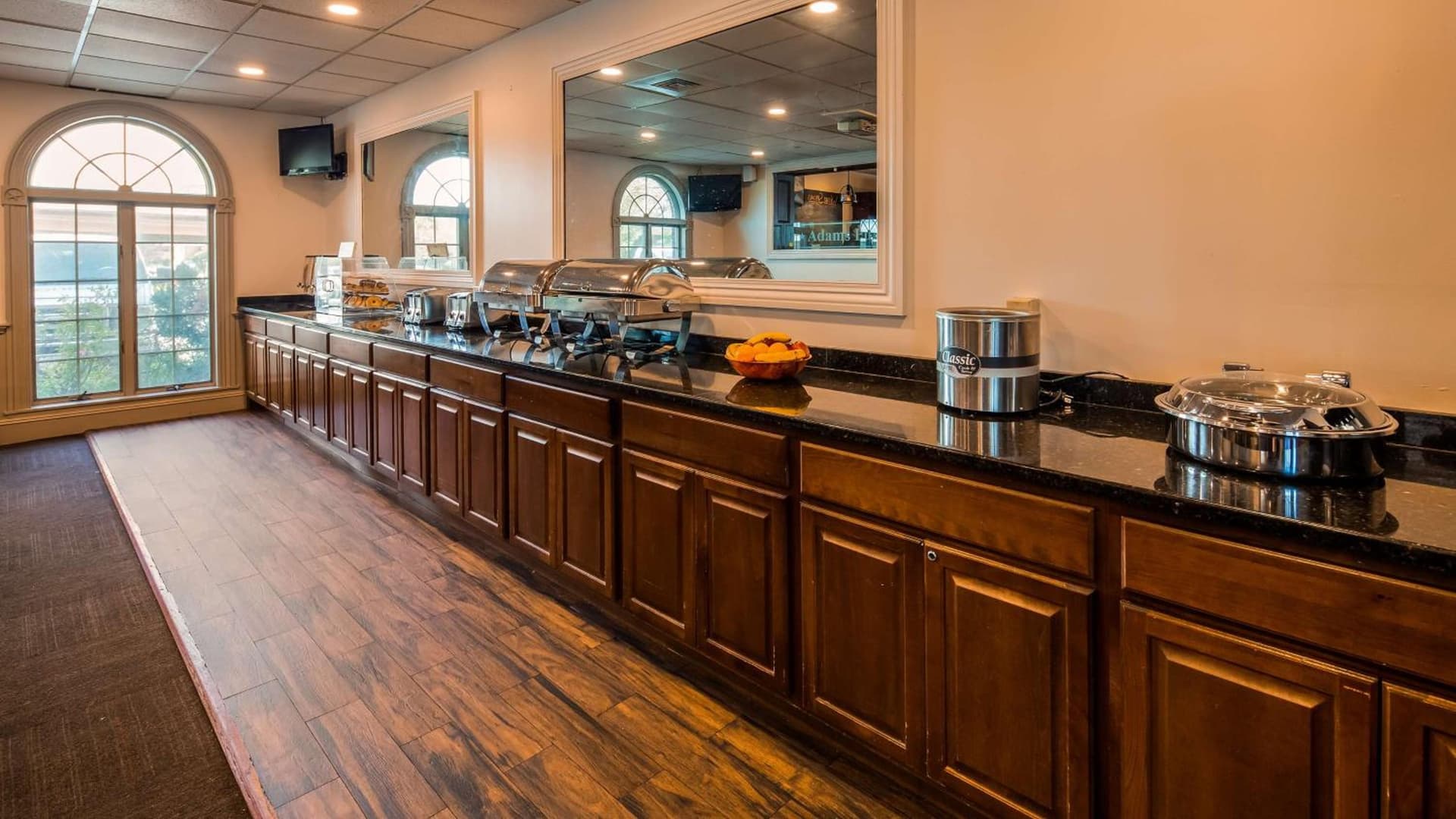 Best Western Adams Inn Quincy-Boston gallery photo in Quincy, MA — image 35