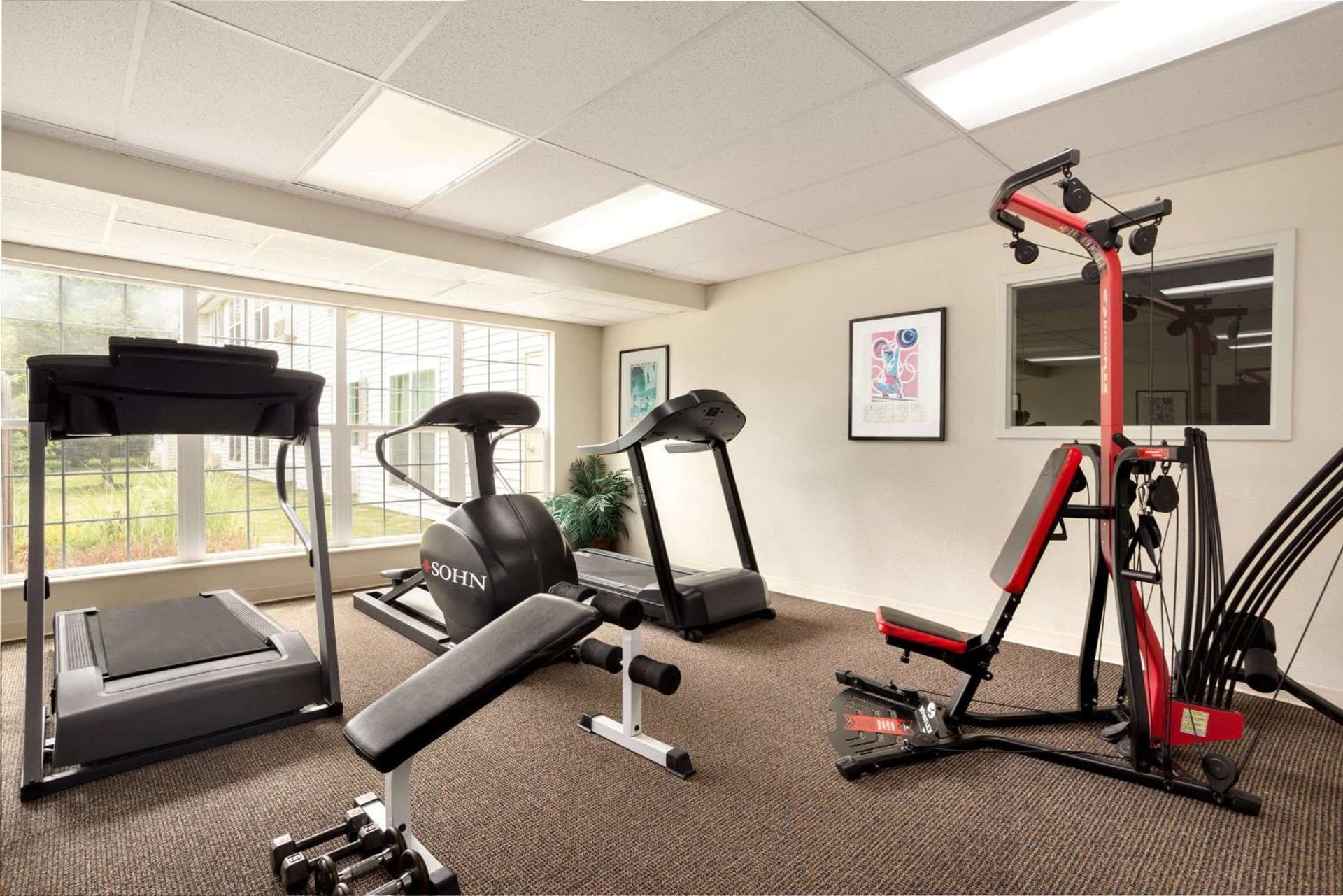 Baymont by Wyndham Wichita East gallery photo in Wichita, KS — image 18