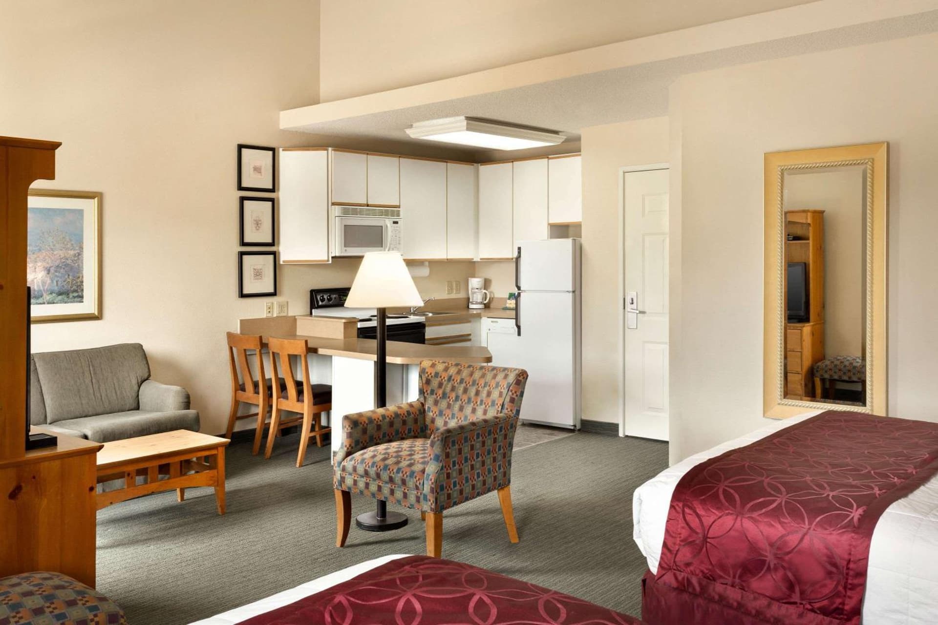 Baymont by Wyndham Wichita East gallery photo in Wichita, KS — image 25