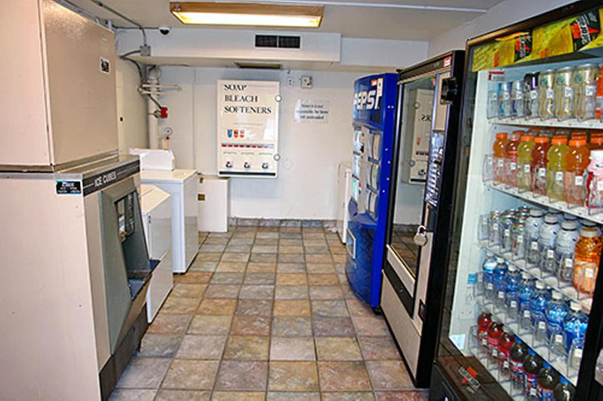 Motel 6-Fremont, CA - South gallery photo in Fremont, CA — image 5
