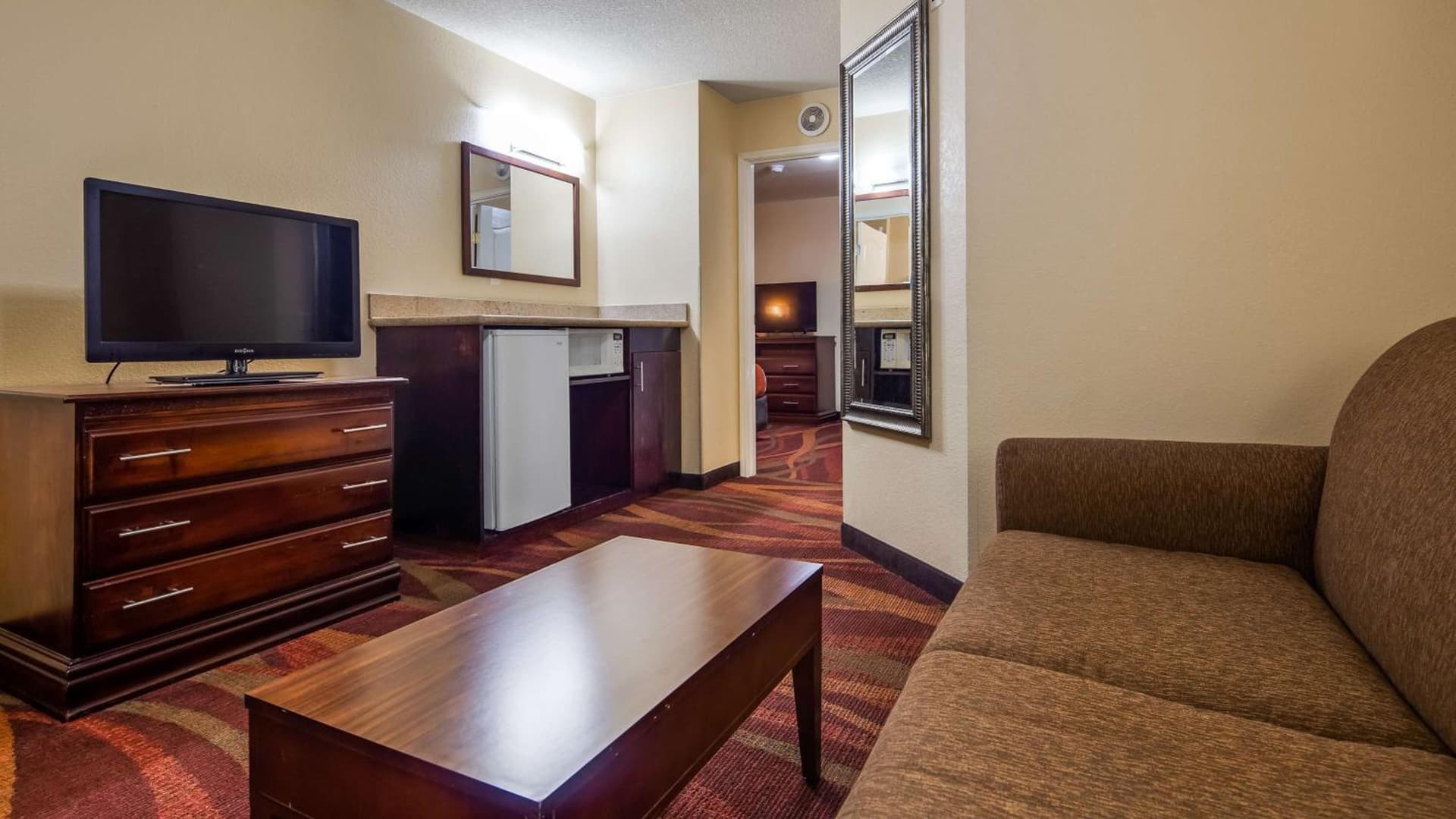 Best Western Fort Wayne Inn & Suites North gallery photo in Fort Wayne, IN — image 13