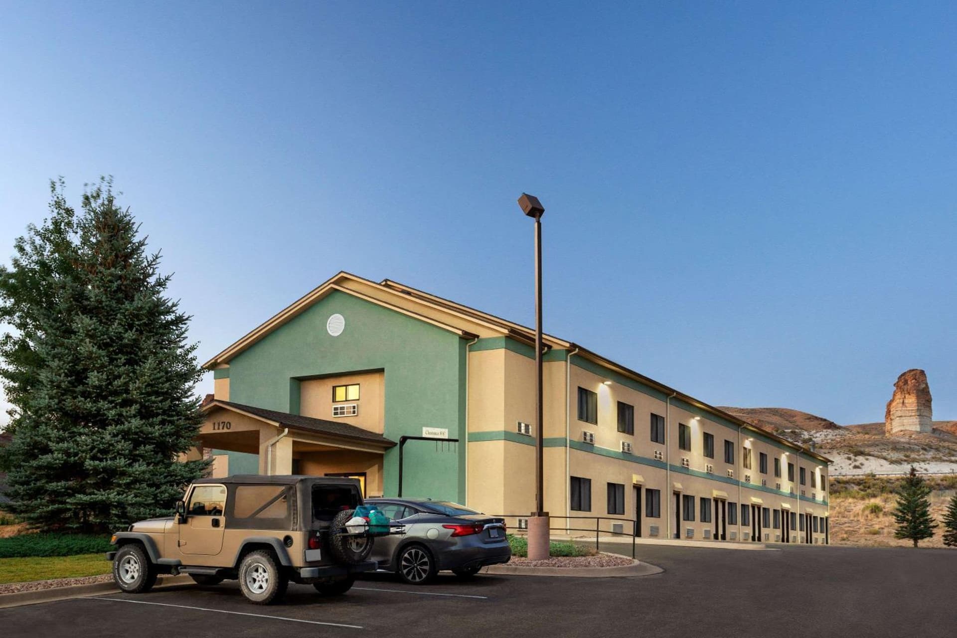 Travelodge by Wyndham Green River WY featured exterior or lobby in Green River, WY — similar hotel