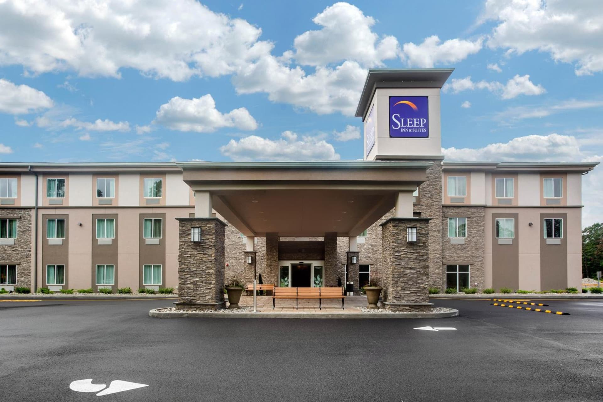 Sleep Inn & Suites Monroe - Woodbury gallery photo in Monroe, NY — image 6
