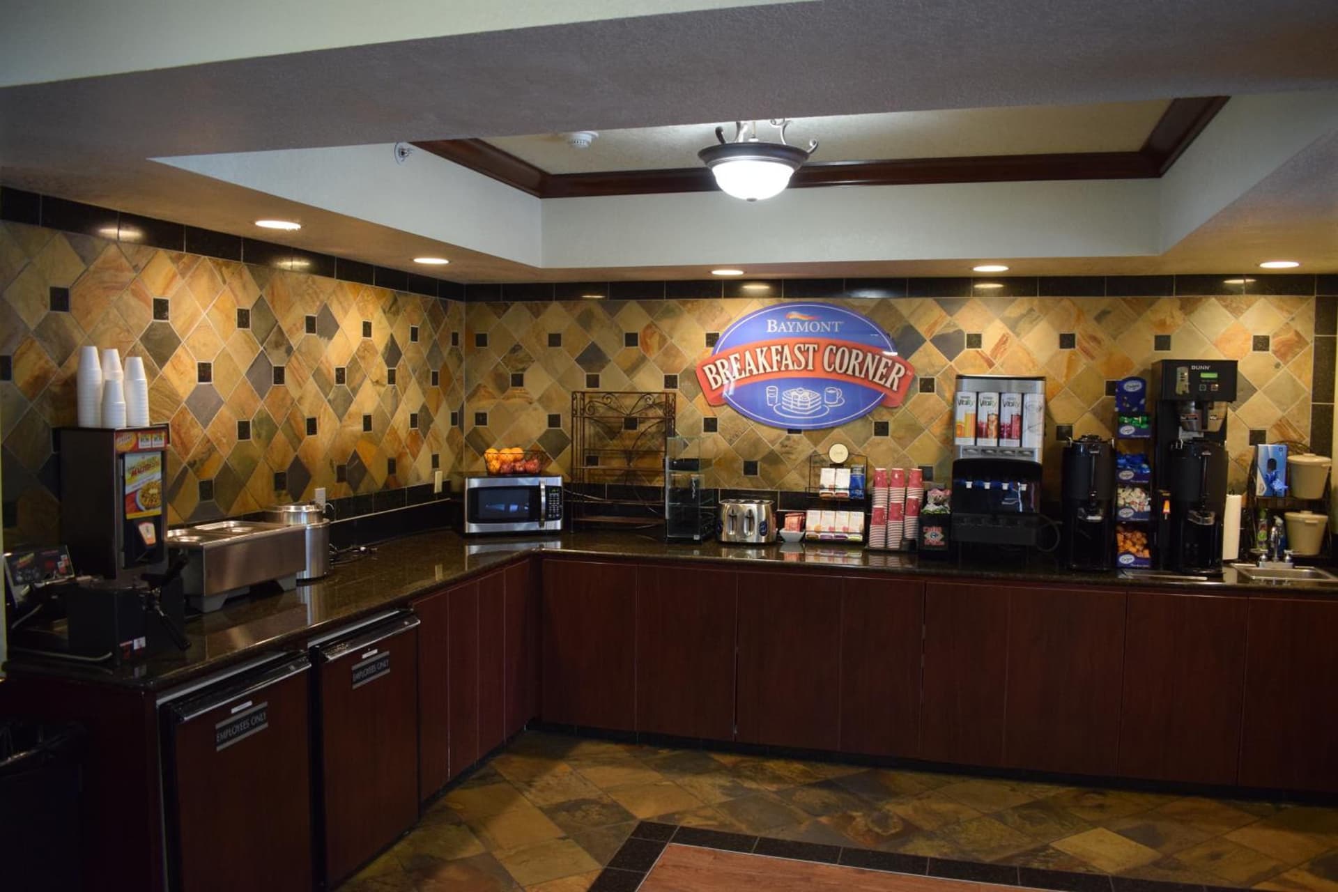 Baymont by Wyndham Yakima Riverfront gallery photo in Yakima, WA — image 32
