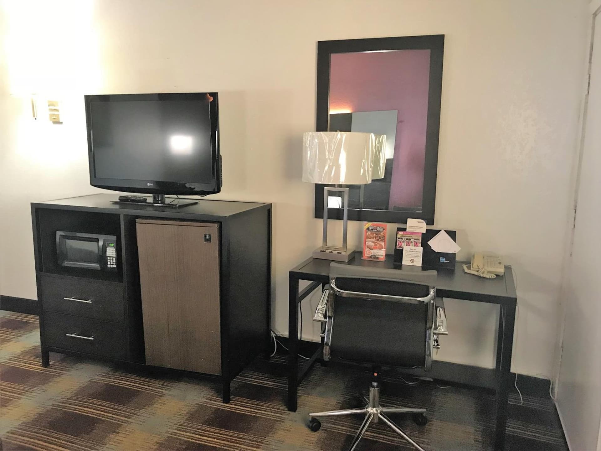 Americas Best Value Inn New Braunfels gallery photo in New Braunfels, TX — image 16