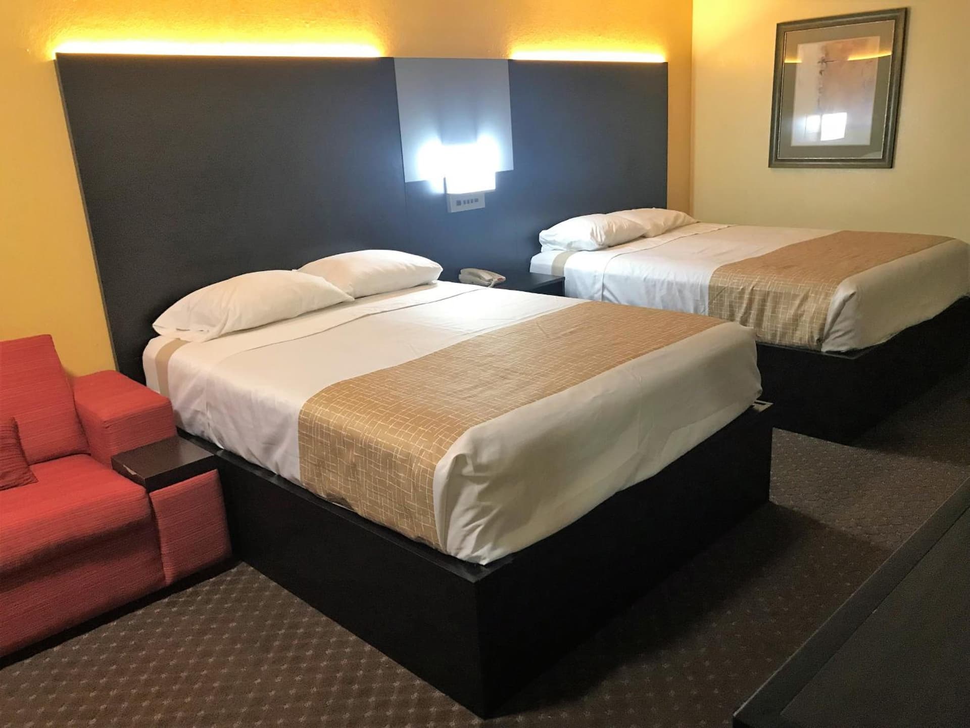 Americas Best Value Inn New Braunfels gallery photo in New Braunfels, TX — image 5