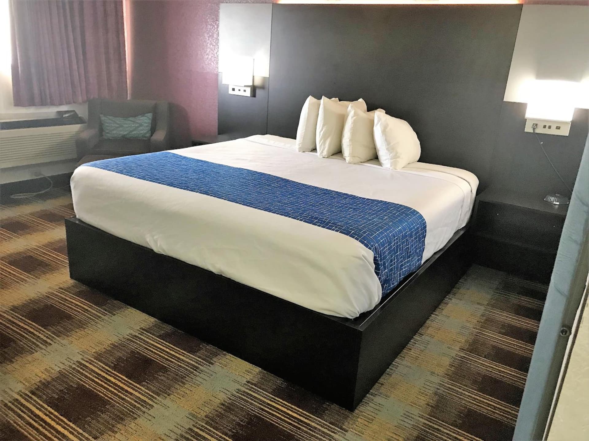 Americas Best Value Inn New Braunfels gallery photo in New Braunfels, TX — image 13