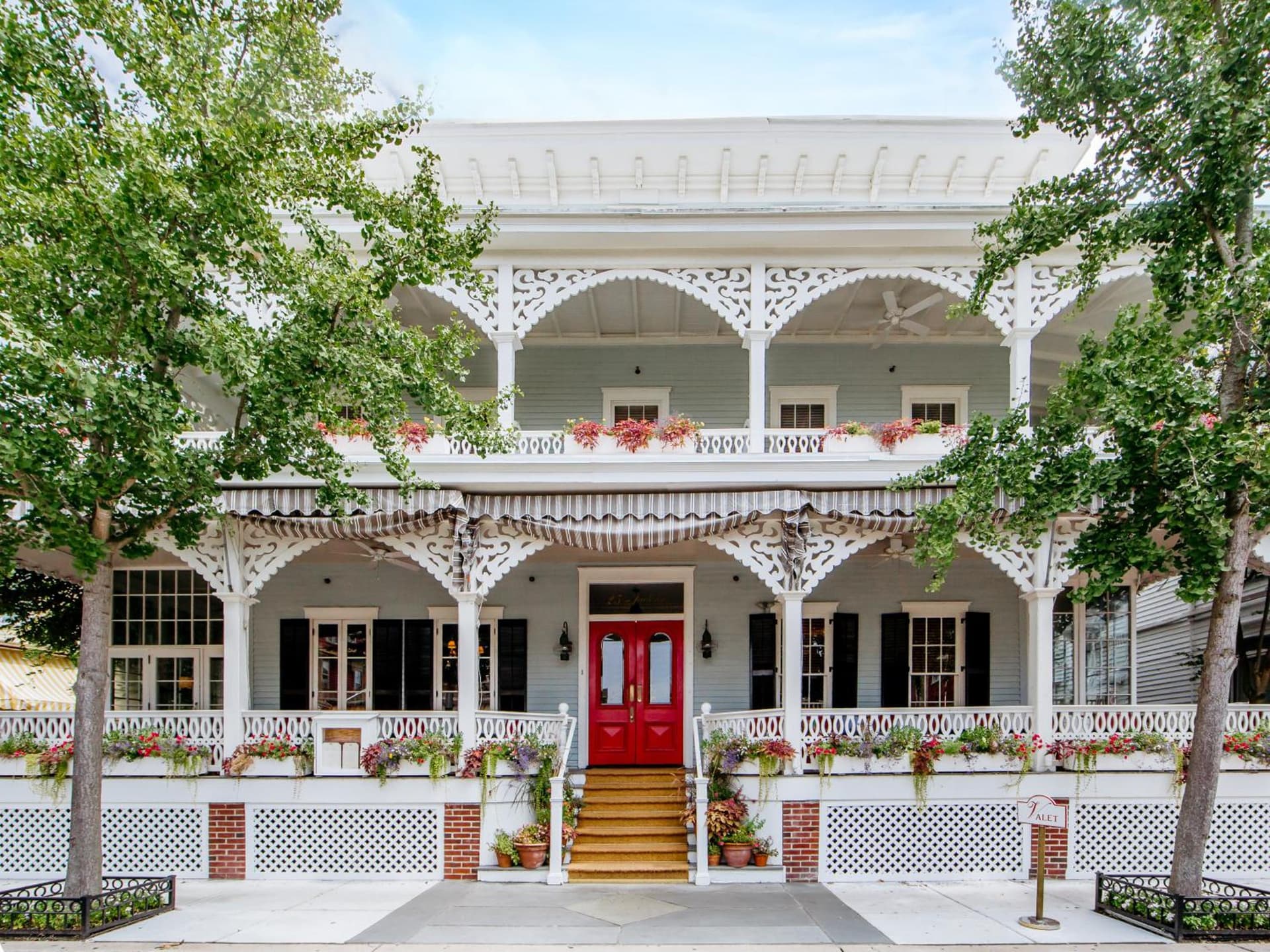 The Virginia and Cottages — hotel in Cape May, New Jersey