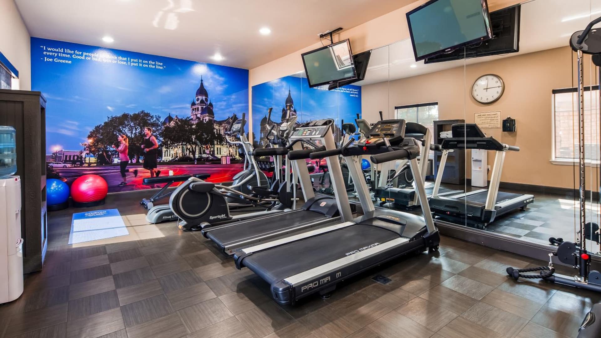 Best Western Premier Crown Chase Inn & Suites gallery photo in Denton, TX — image 31