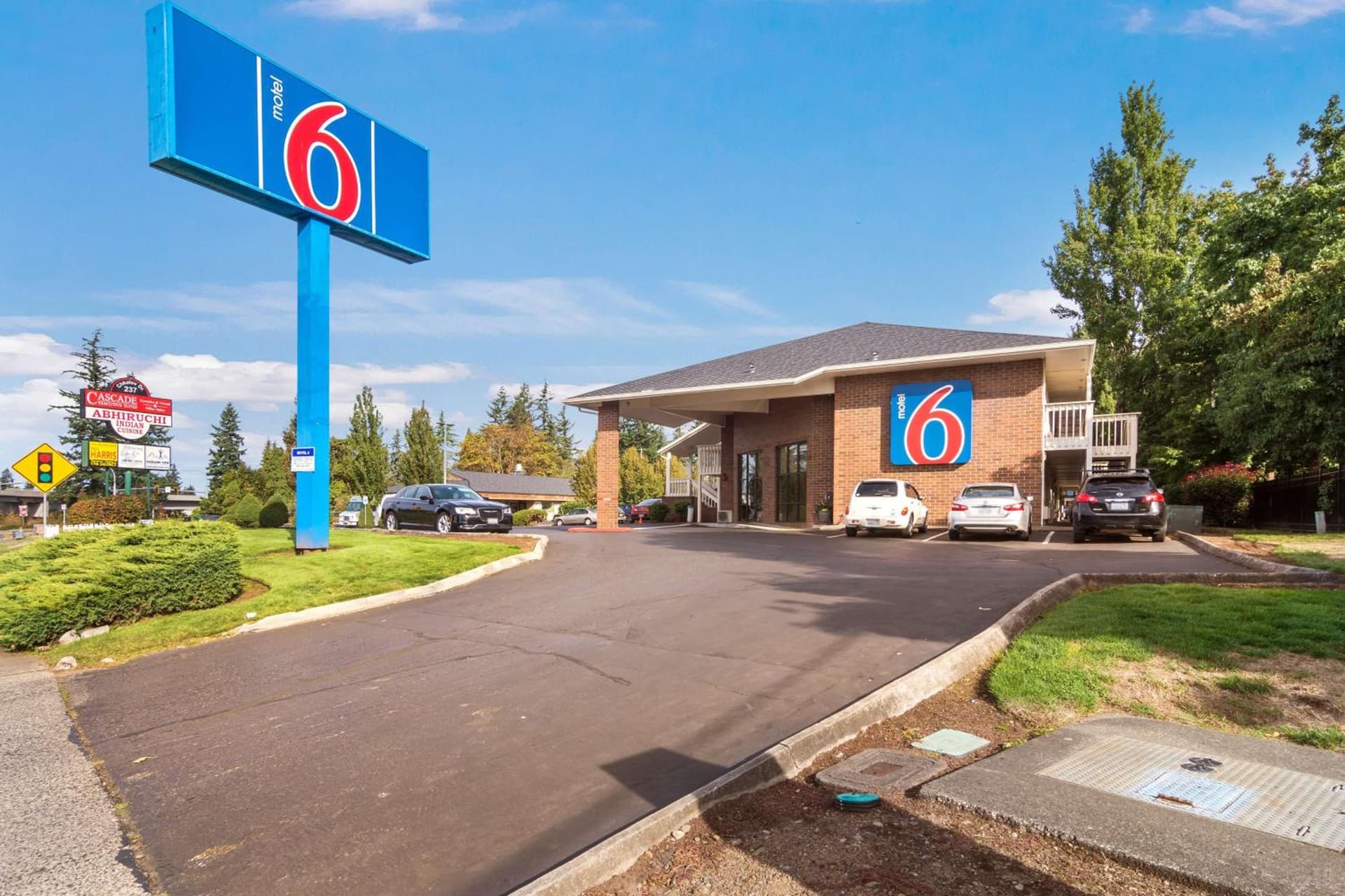 Motel 6-Vancouver, WA featured exterior or lobby in Vancouver, WA — similar hotel