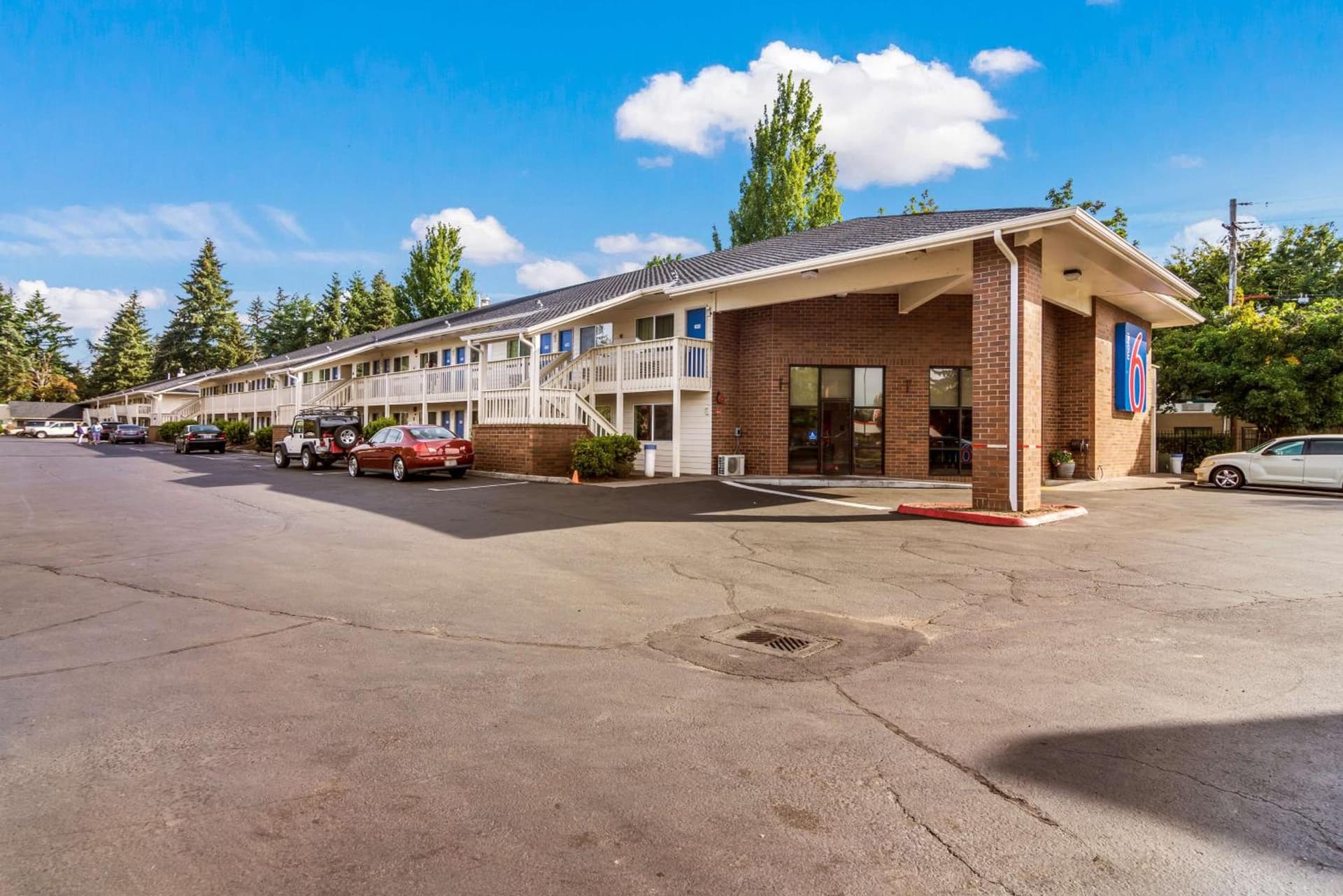 Motel 6-Vancouver, WA interior in Vancouver, WA — gallery photo 2