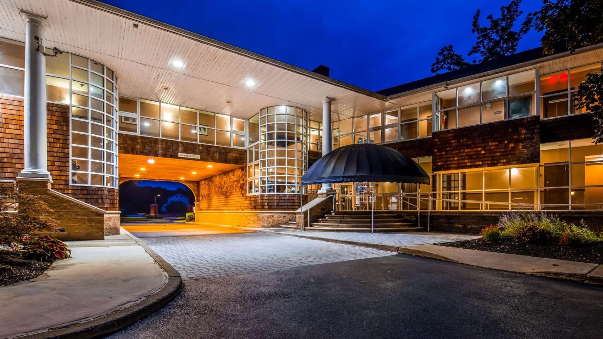 Best Western Plus The Inn & Suites At The Falls exterior or lobby in Poughkeepsie, NY — main listing photo