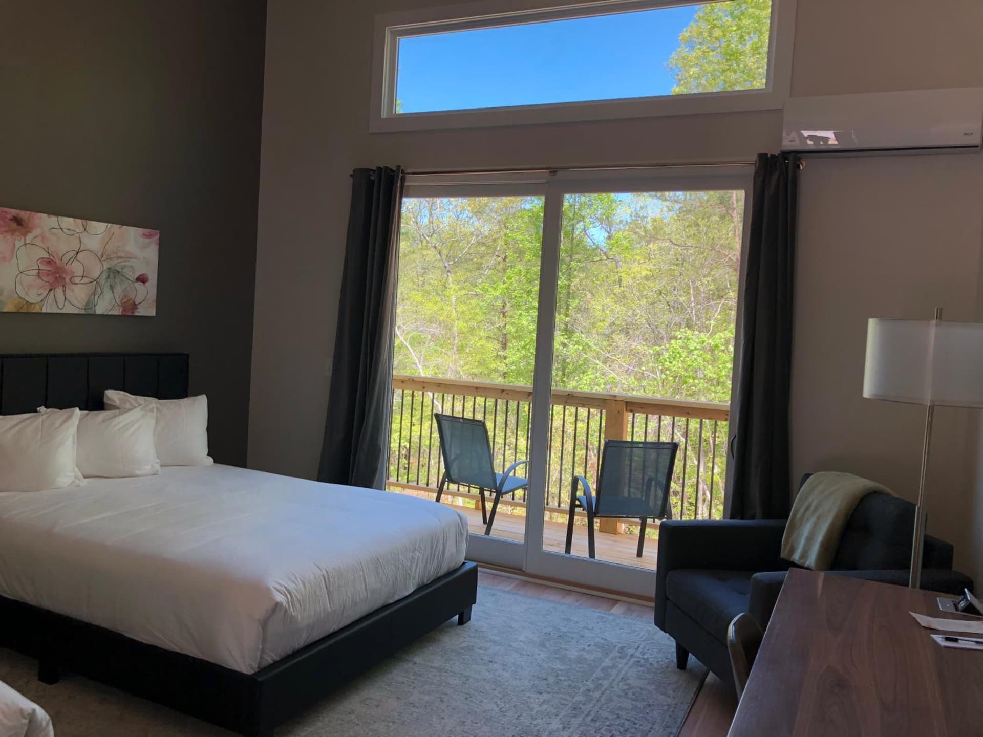 The Limelight Inn interior in Dahlonega, GA — gallery photo 2
