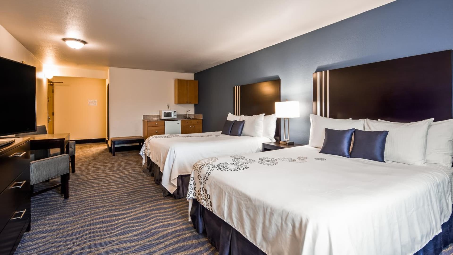 Best Western Plus Edmonds Harbor Inn gallery photo in Edmonds, WA — image 79