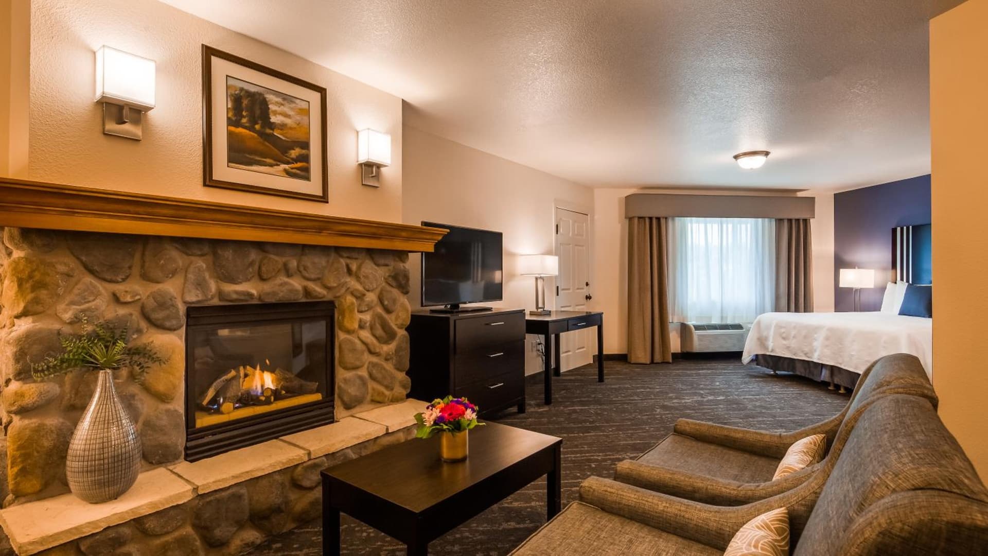 Best Western Plus Edmonds Harbor Inn gallery photo in Edmonds, WA — image 72