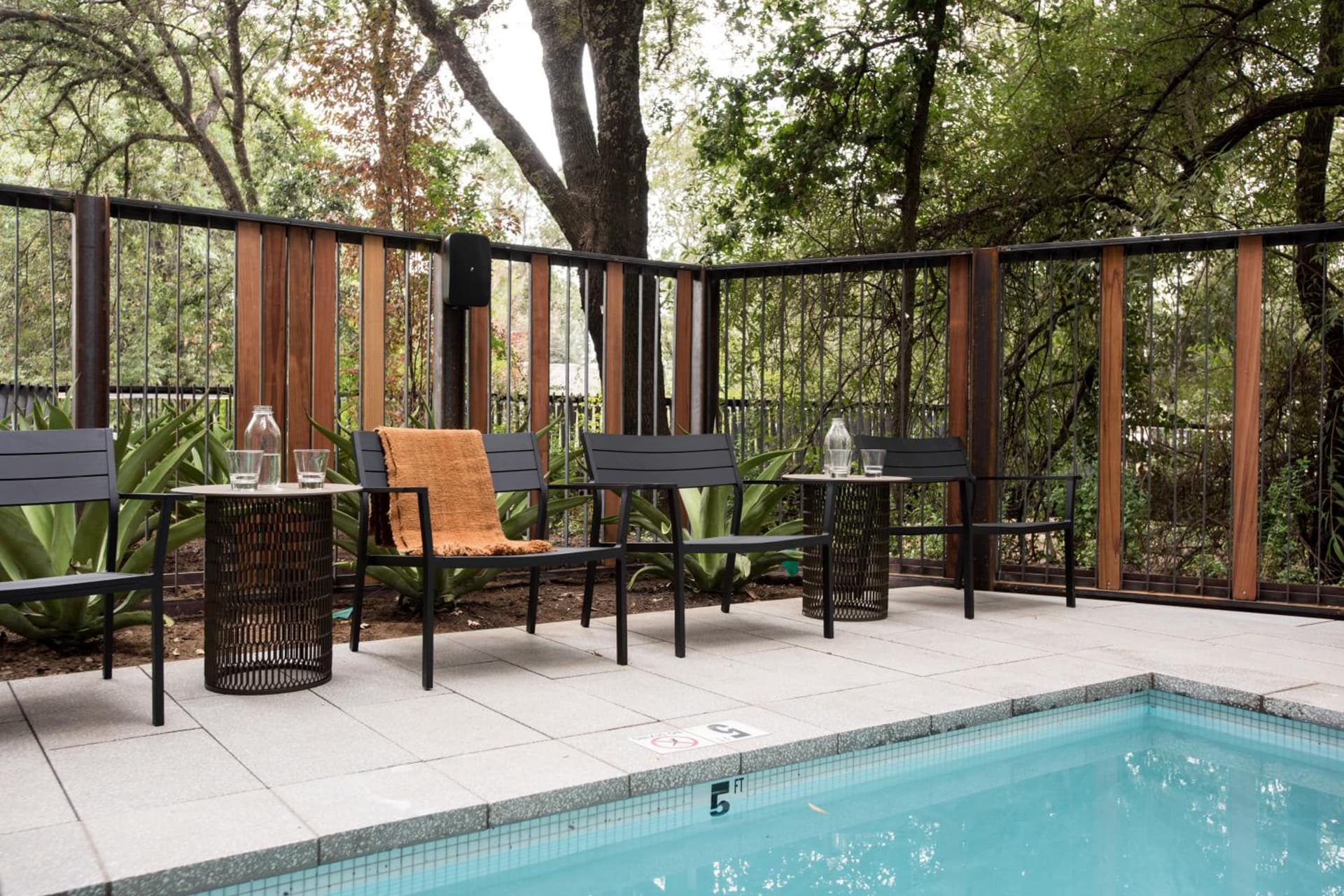 Harmon Guest House property views in Healdsburg, CA — gallery photo 3