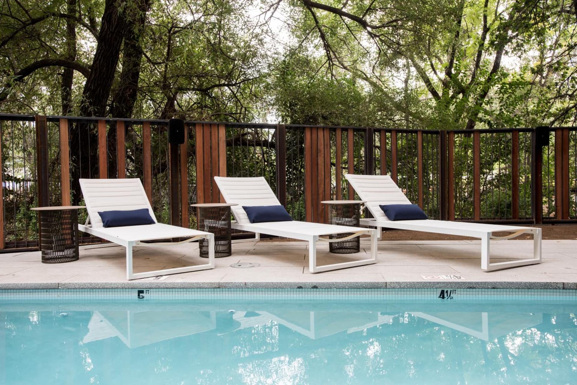 Harmon Guest House interior in Healdsburg, CA — gallery photo 2